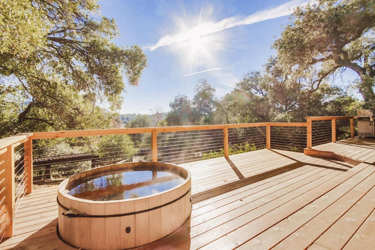 Hot Tub Disney Train Track In Julian Amazing Views Exteriör bild